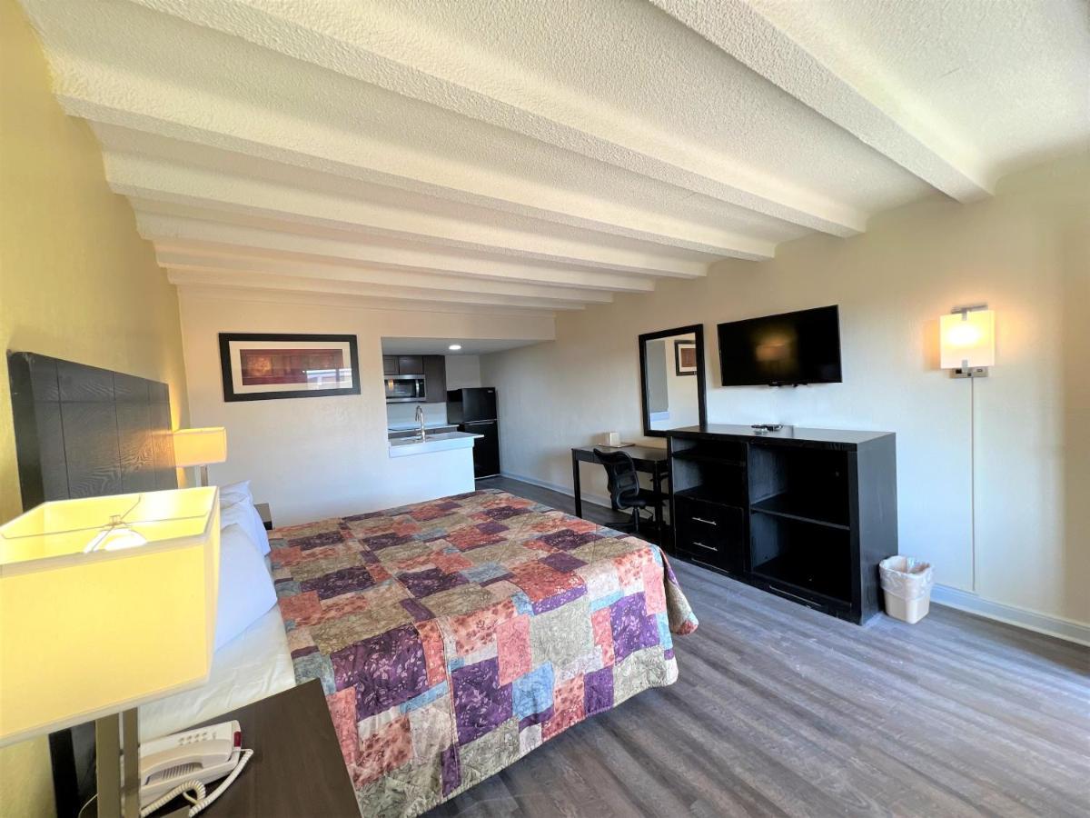 James River Inn & Suites Newport News Luaran gambar