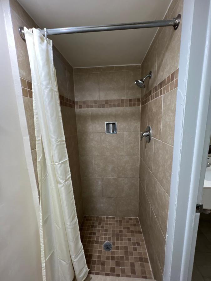 James River Inn & Suites Newport News Luaran gambar